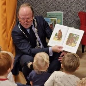 Kinderboekenweek Topkids burgemeester leest voor